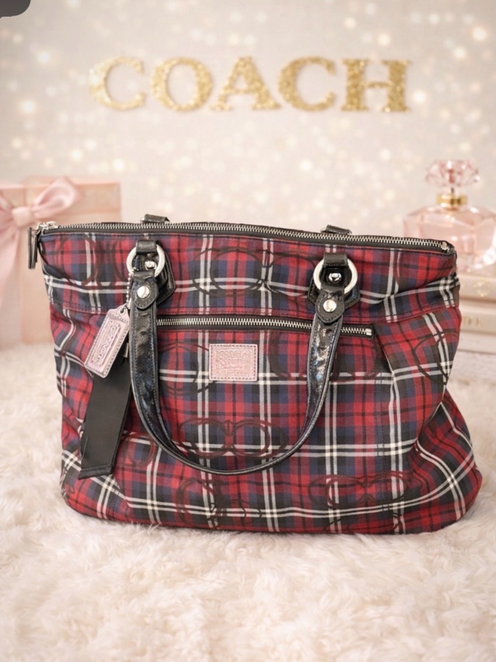 Coach Poppy Plaid EUC black and red Tote Bag with Black Trim and hang tag
